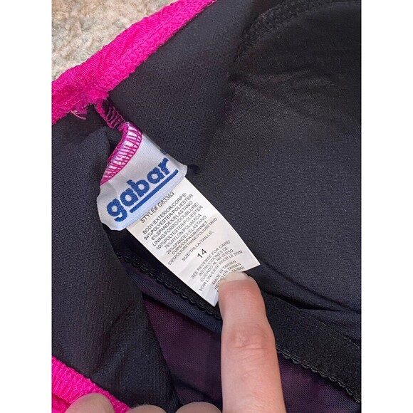 GABAR Women’s Size 14 Textured One Piece Swimsuit Pink - Picture 6 of 6